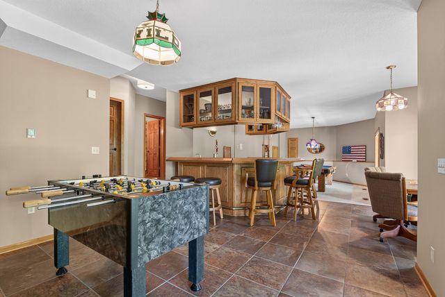 815 Promontory Place, Eagan, MN 55123