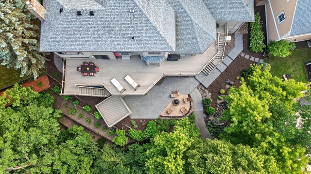 815 Promontory Place, Eagan, MN 55123