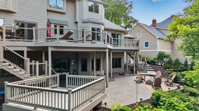 815 Promontory Place, Eagan, MN 55123