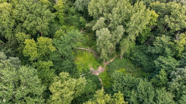 815 Promontory Place, Eagan, MN 55123