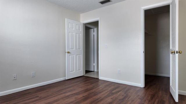227 Castlewood Drive 207, North Palm Beach, FL 33408