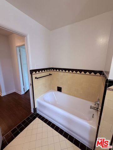 1032 S Crescent Heights Boulevard, Los Angeles, CA 90035