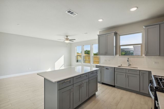 625 Hutchinson Lane, Lewisville, TX 75077