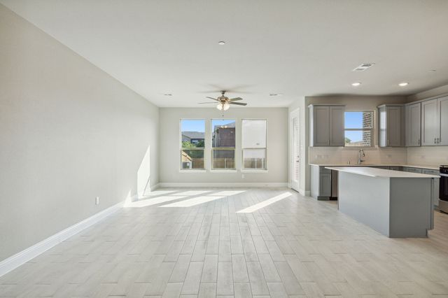 625 Hutchinson Lane, Lewisville, TX 75077