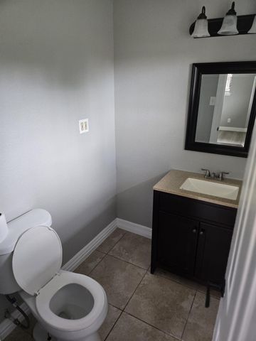 6814 Della Street, Houston, TX 77093