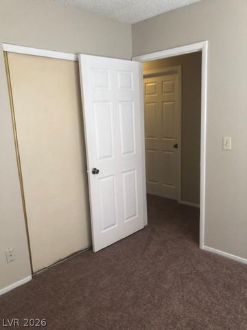 398 Dooley Drive, Henderson, NV 89015