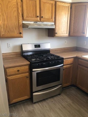 398 Dooley Drive, Henderson, NV 89015