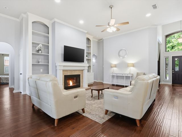 2421 London Drive, Plano, TX 75025