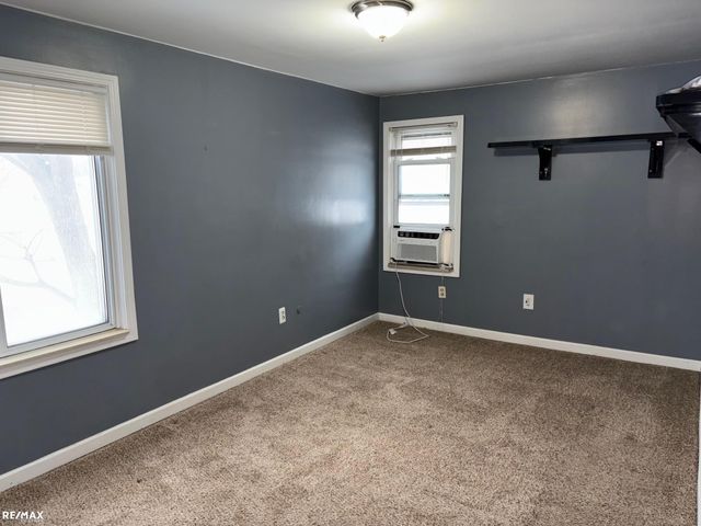 1901 Barrett Avenue, Royal Oak, MI 48067