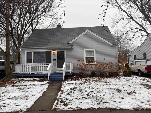 1901 Barrett Avenue, Royal Oak, MI 48067