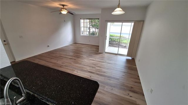 4720 Saint Croix LN 118, Naples, FL 34109