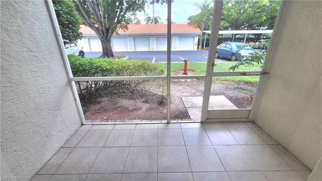 4720 Saint Croix LN 118, Naples, FL 34109