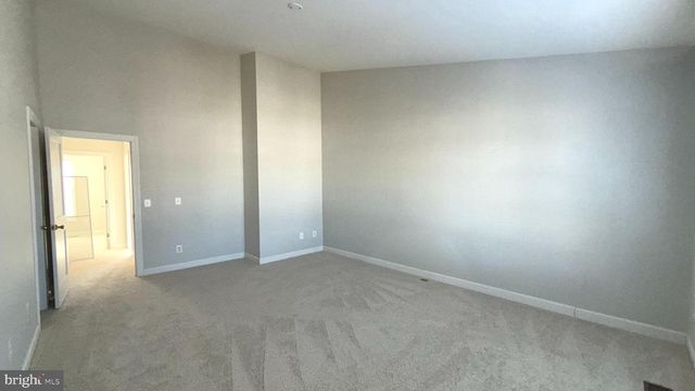 8036 TREVOR PL, Vienna, VA 22182