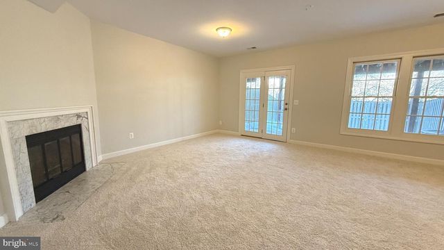 8036 TREVOR PL, Vienna, VA 22182