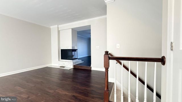 8036 TREVOR PL, Vienna, VA 22182