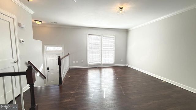 8036 TREVOR PL, Vienna, VA 22182