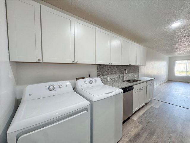 383 WINTER RIDGE BOULEVARD 383, Winter Haven, FL 33881