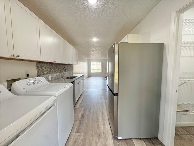 383 WINTER RIDGE BOULEVARD 383, Winter Haven, FL 33881