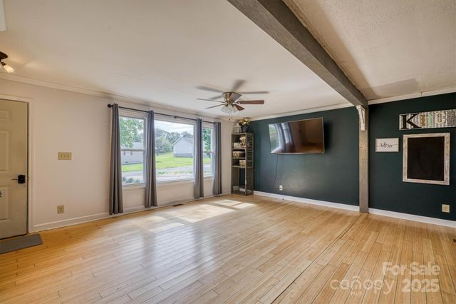 5029 Scott Road, Morganton, NC 28655