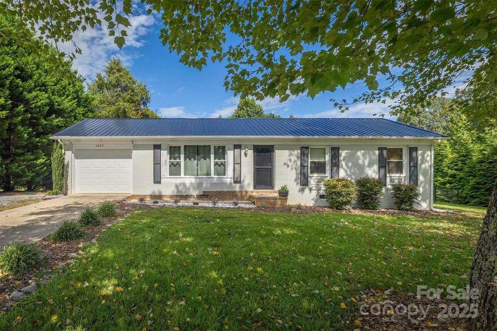 5029 Scott Road, Morganton, NC 28655