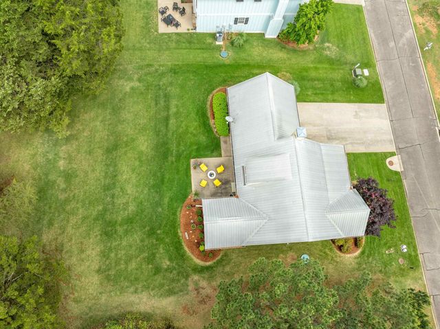 18 Brighton Pointe Lane, Heber Springs, AR 72543