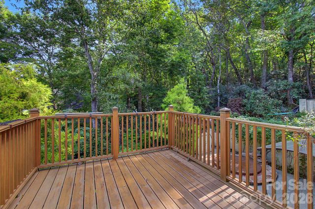6 Kit Court, Fletcher, NC 28732