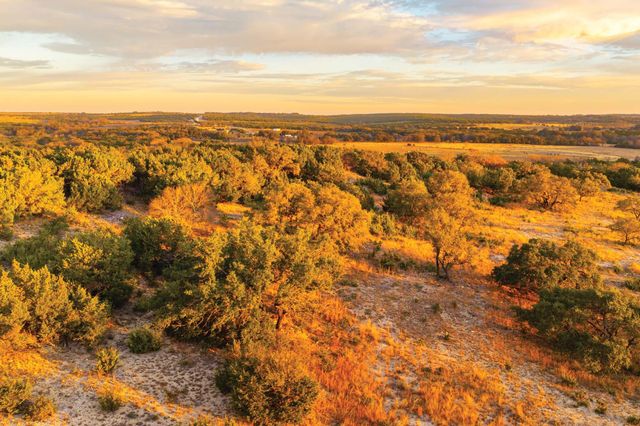 6729 US HWY 281 Highway, Lampasas, TX 76550