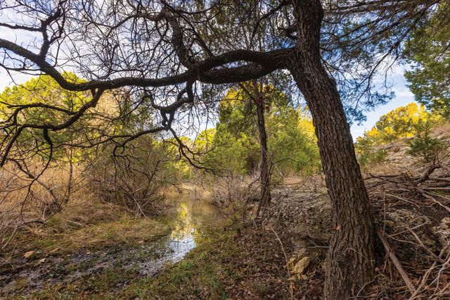 6729 US HWY 281 Highway, Lampasas, TX 76550