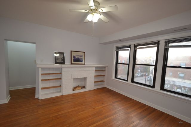 4550 N western Avenue 3, Chicago, IL 60625