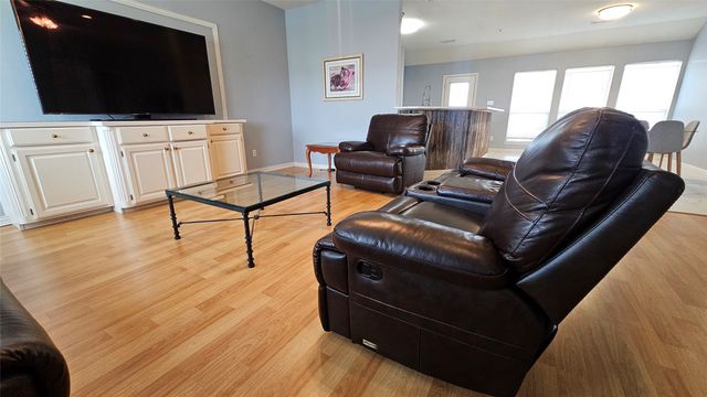 611 Gladness, Rhome, TX 76078