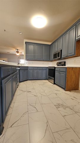 611 Gladness, Rhome, TX 76078