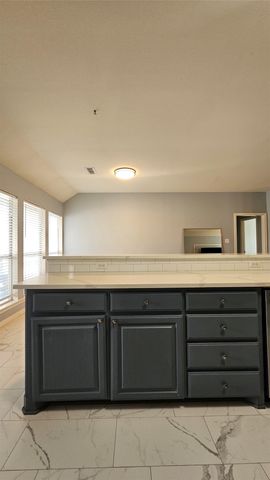 611 Gladness, Rhome, TX 76078