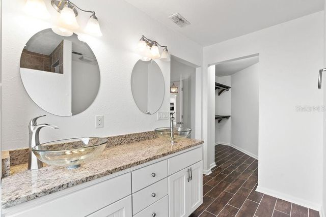 1963 COBBLESTONE WAY, Clearwater, FL 33760