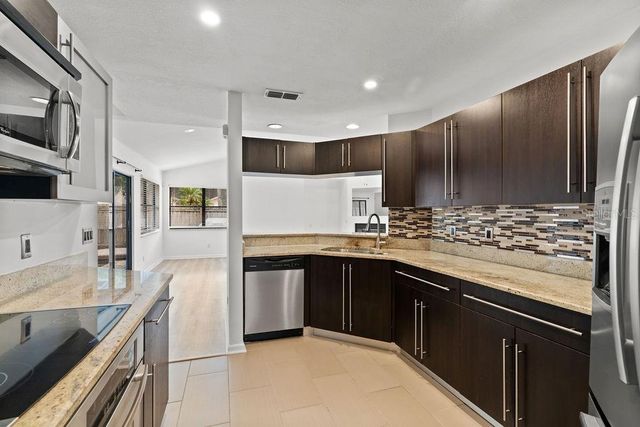 1963 COBBLESTONE WAY, Clearwater, FL 33760