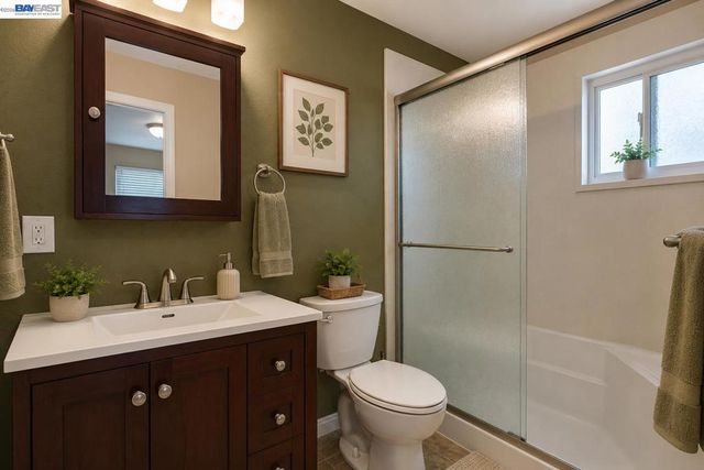 802 Olivina Ave, Livermore, CA 94551