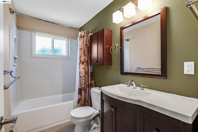 802 Olivina Ave, Livermore, CA 94551