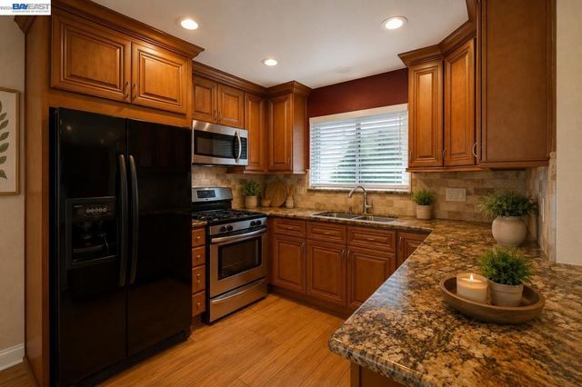 802 Olivina Ave, Livermore, CA 94551