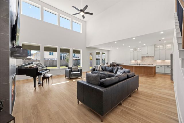 22035 Dahoon Holly Way, Cypress, TX 77433
