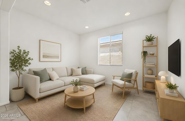 802 W JUDI Drive, Casa Grande, AZ 85122