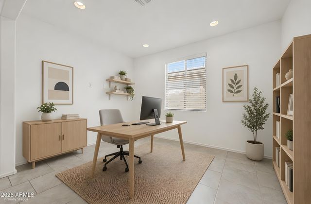 802 W JUDI Drive, Casa Grande, AZ 85122
