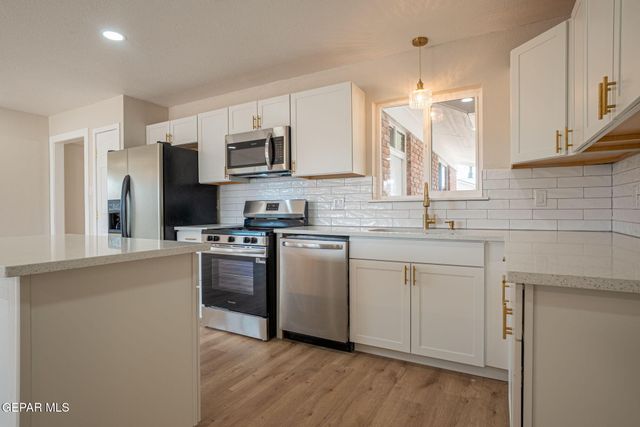 3203 Shetland Road, El Paso, TX 79925