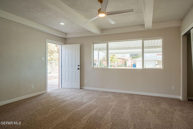 3203 Shetland Road, El Paso, TX 79925