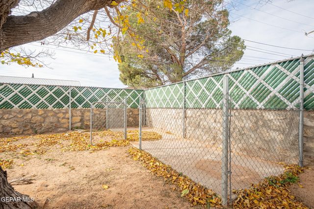 3203 Shetland Road, El Paso, TX 79925