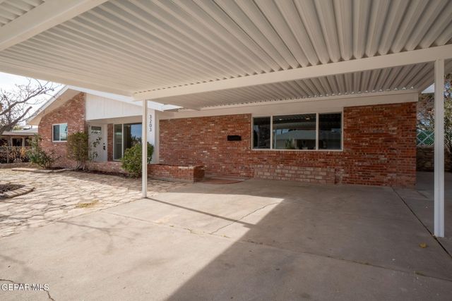 3203 Shetland Road, El Paso, TX 79925