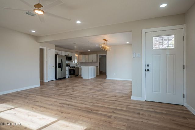 3203 Shetland Road, El Paso, TX 79925