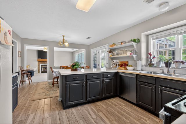 178 Old Post Road, Paris, KY 40361