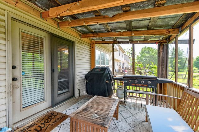 178 Old Post Road, Paris, KY 40361