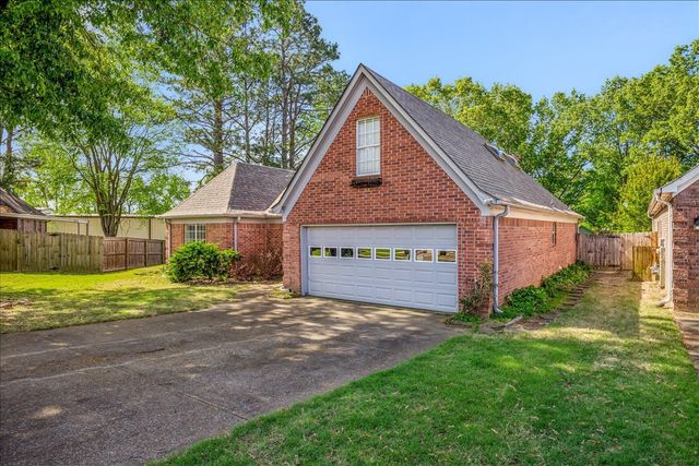 6435 GILLIA CIR S, Bartlett, TN 38135