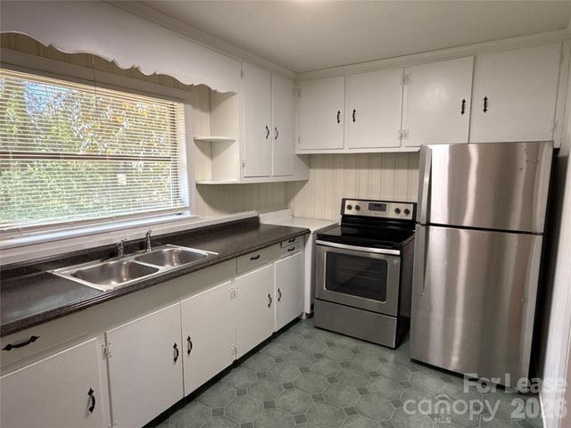 104 Stowe Road, Belmont, NC 28012