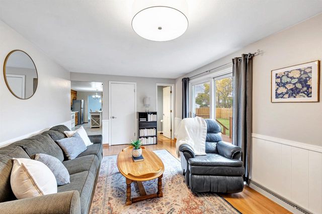 2624 EAST RIVER DRIVE, Green Bay, WI 54301